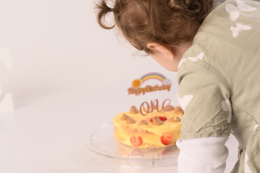 Bild aus einem Cake-Smash Fotoshooting