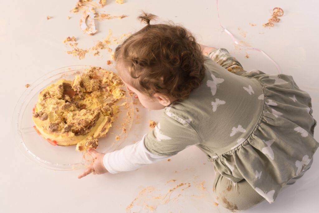 Bild aus einem Cake-Smash Fotoshooting